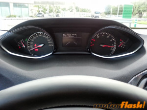 Peugeot 308 Allure 1.6 THP 155 - Interior