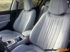 Peugeot 308 Allure 1.6 e-HDi 115 - Interior