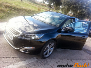 Peugeot 308 Allure 1.6 e-HDi 115 - Frontal