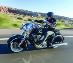 INDIAN MOTORCYCLE ANUNCIA SU GAMA CHIEF EN PINTURA BICOLOR