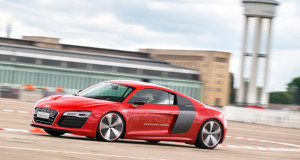 Audi_R8_E-Tron_Produccion