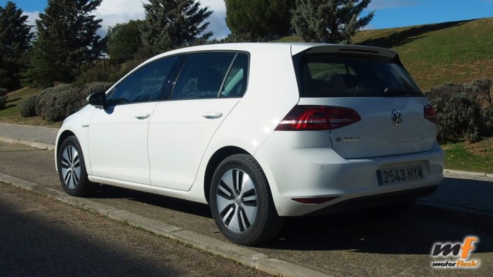 Volkswagen e-Golf 2015