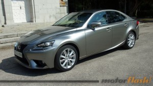 Lexus IS 300h