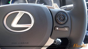 Lexus IS 300h