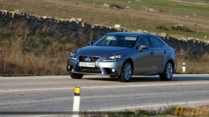 Lexus IS 300h - Prueba Dinámica