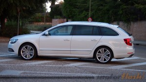 Skoda Superb Combi 2014