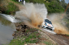 Ogier gana en Portugal y Volkswagen aún más líder del WRC